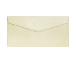 Dopisní obálka Ivory K DL, krémový metalický povrch 150g/m2