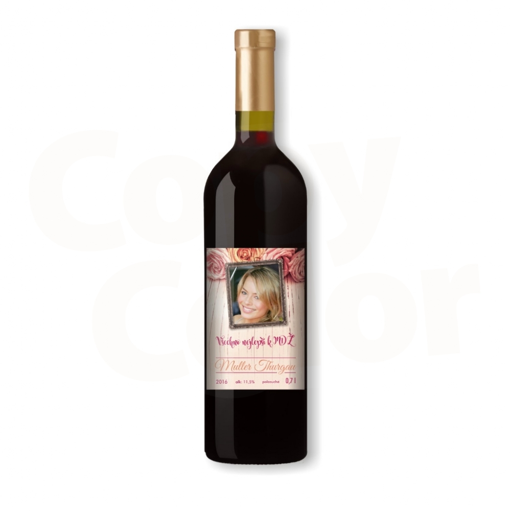 Červené víno s vlastní etiketou MDŽ 4 • COPY-COLOR.cz