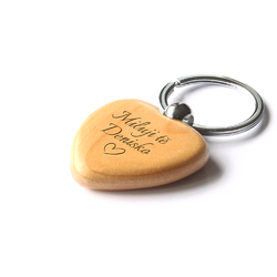 Dřevěný přívěsek na klíče - mix tvarů Dřevěný přívěsek na klíče - mix tvarů